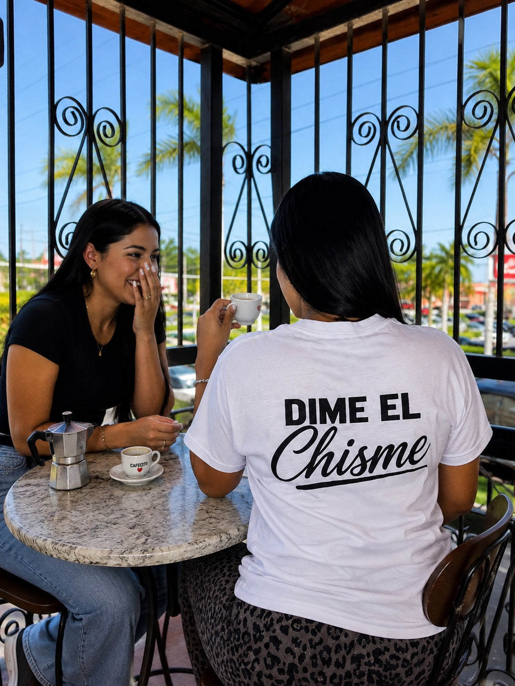 DIME EL CHISME T-Shirt